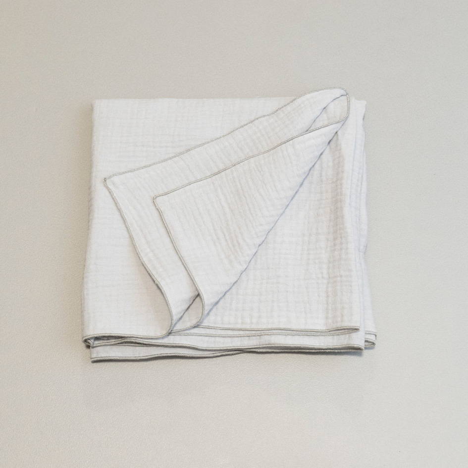 Muślinowy szal siwy