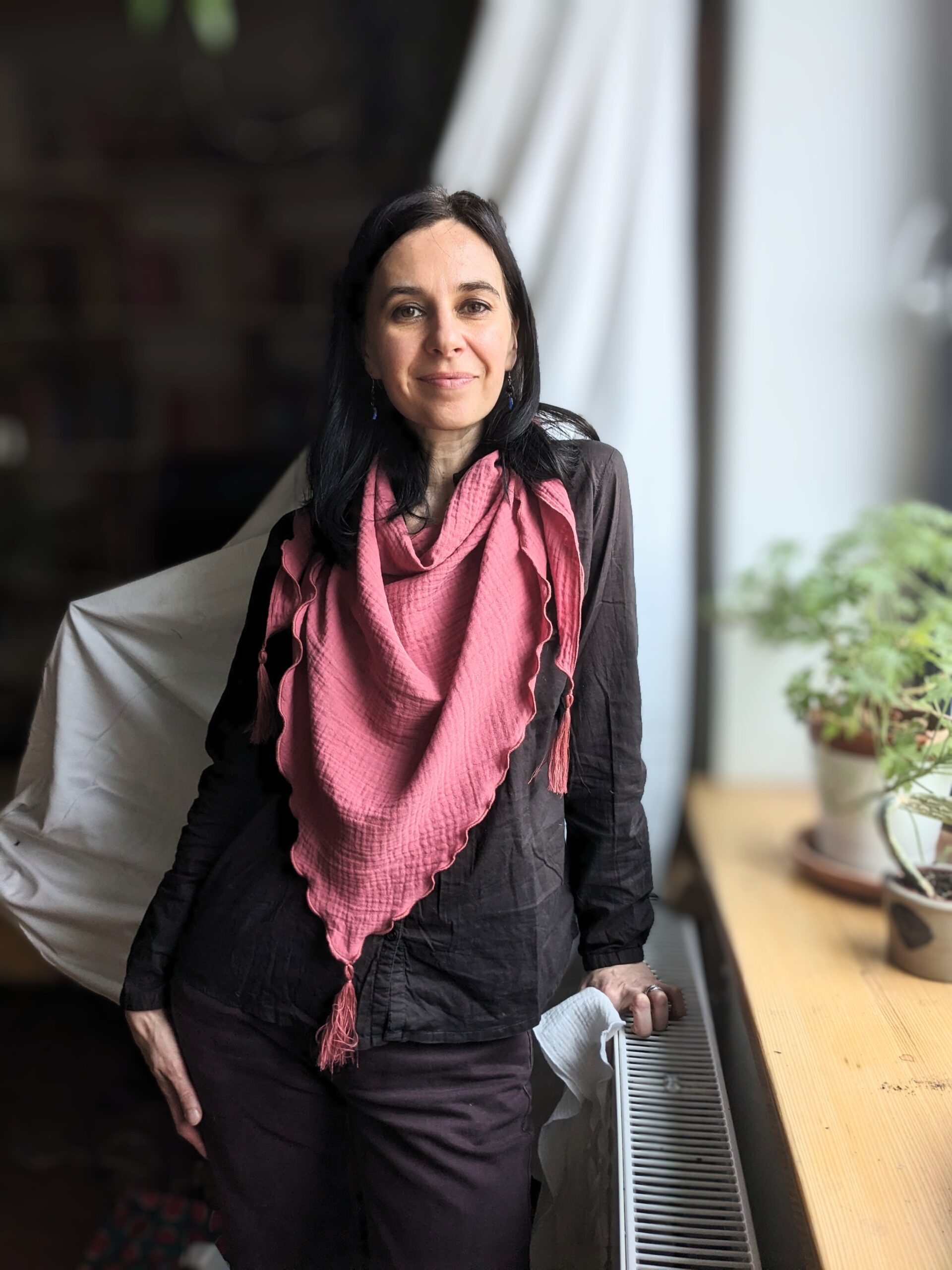 Duża muślinowa chusta róż marsala