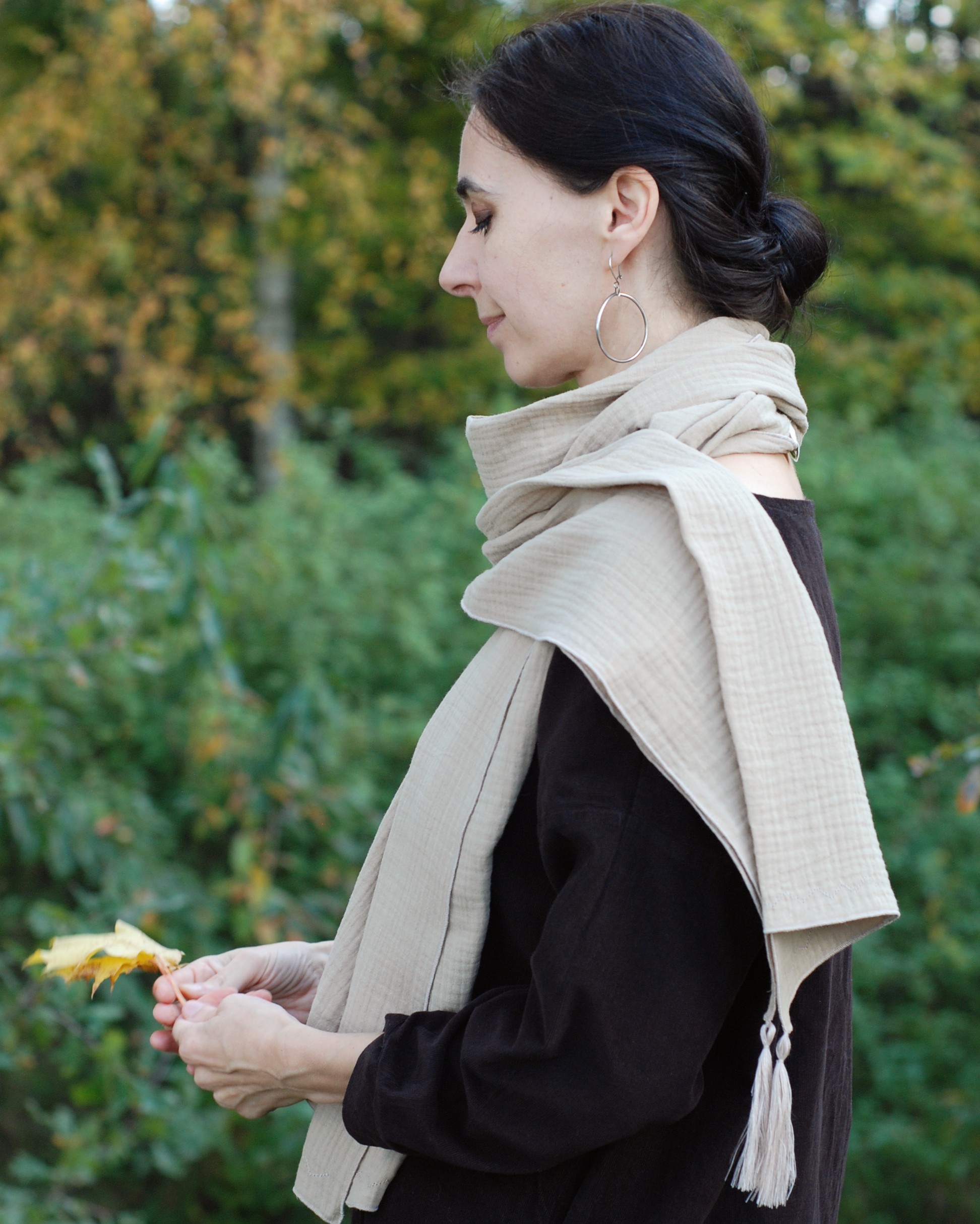 Muślinowy szal beżowy