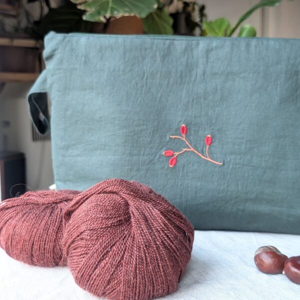 torba dziewiarska w kolorze butelkowej zieleni